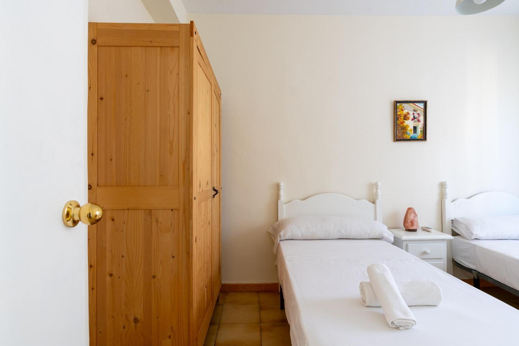 Apartamento Familiar Maria Auxiliadora Севілья Екстер'єр фото