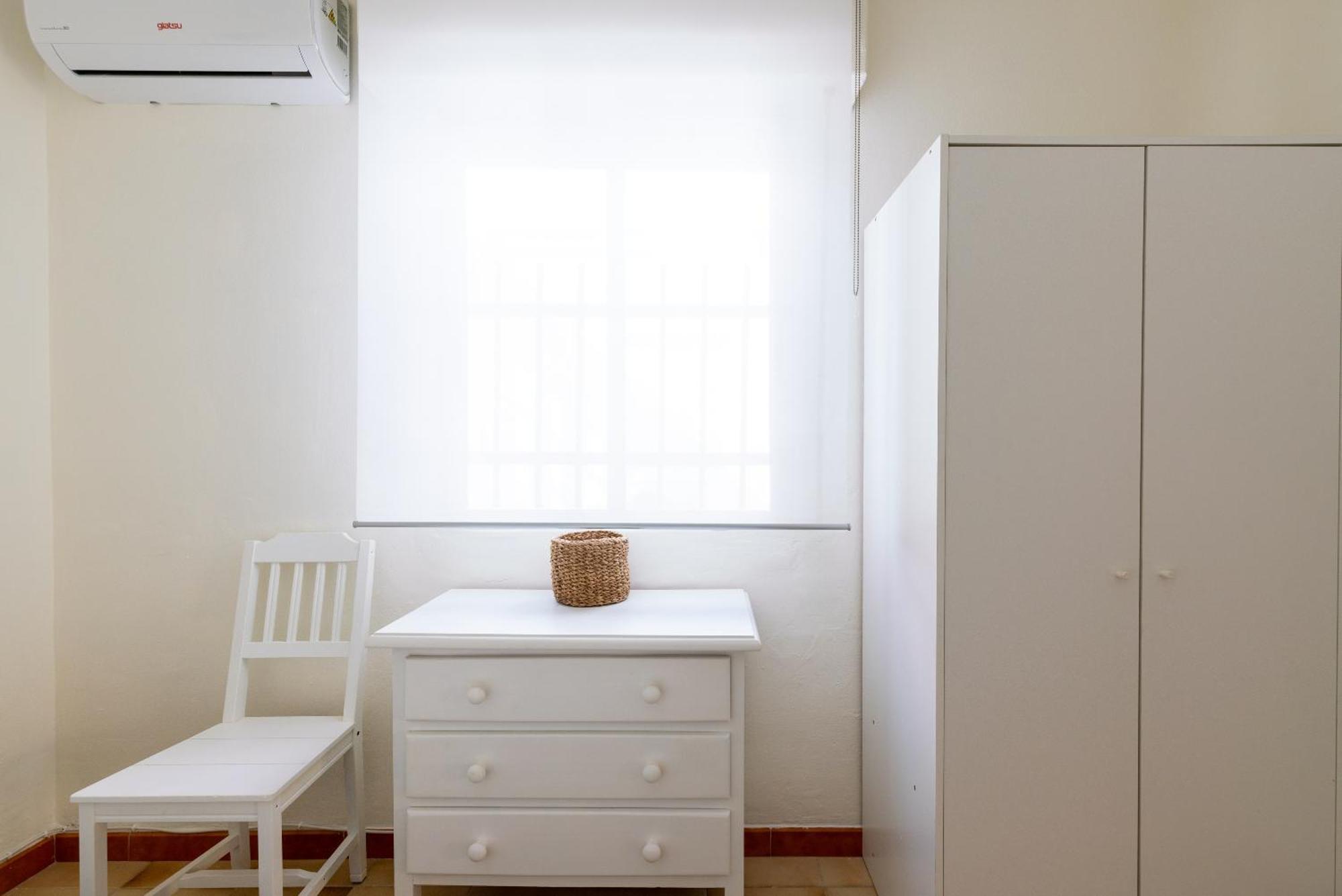 Apartamento Familiar Maria Auxiliadora Севілья Екстер'єр фото