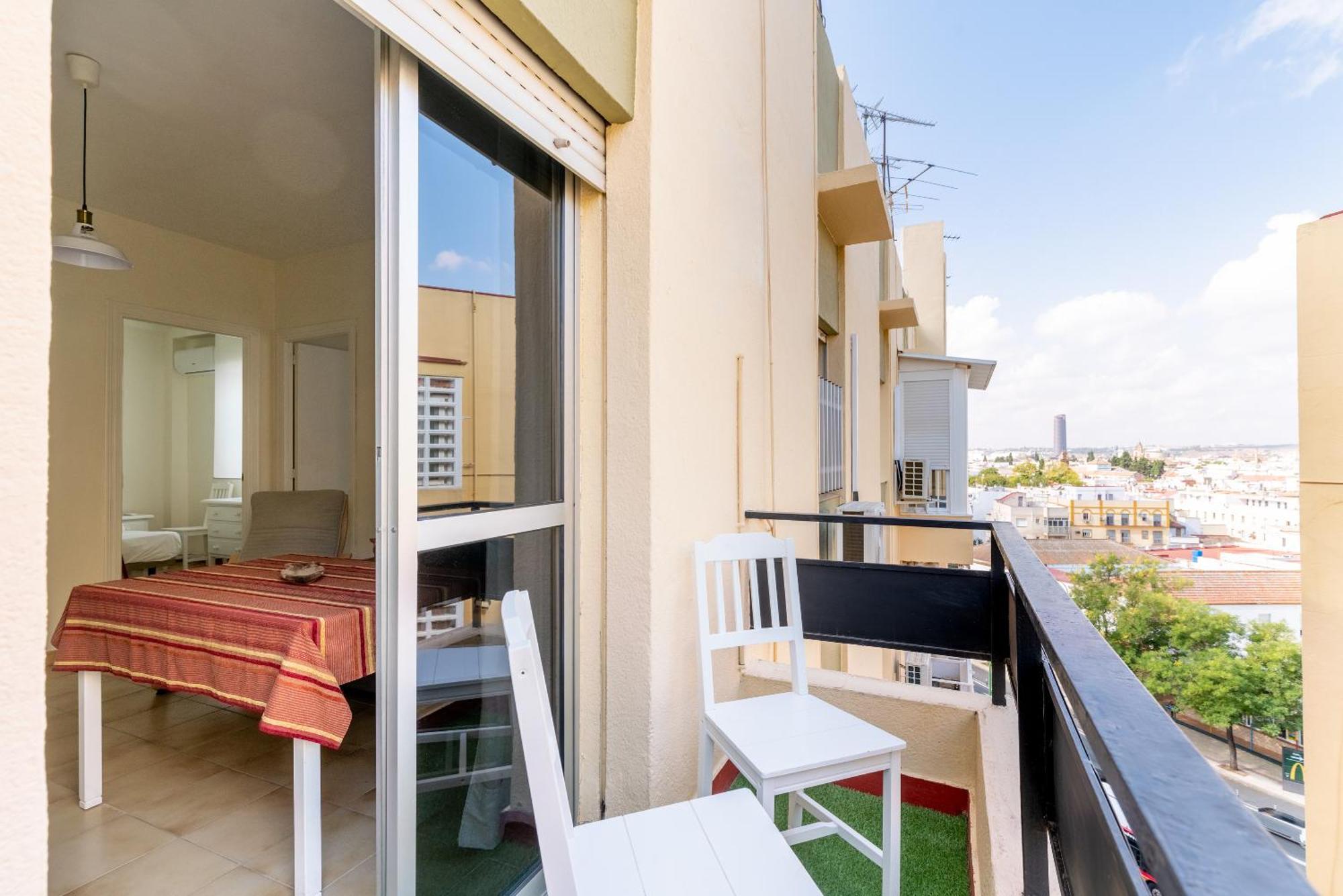 Apartamento Familiar Maria Auxiliadora Севілья Екстер'єр фото