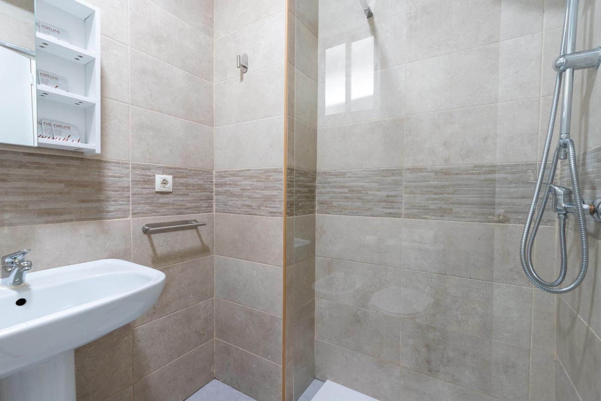 Apartamento Familiar Maria Auxiliadora Севілья Екстер'єр фото